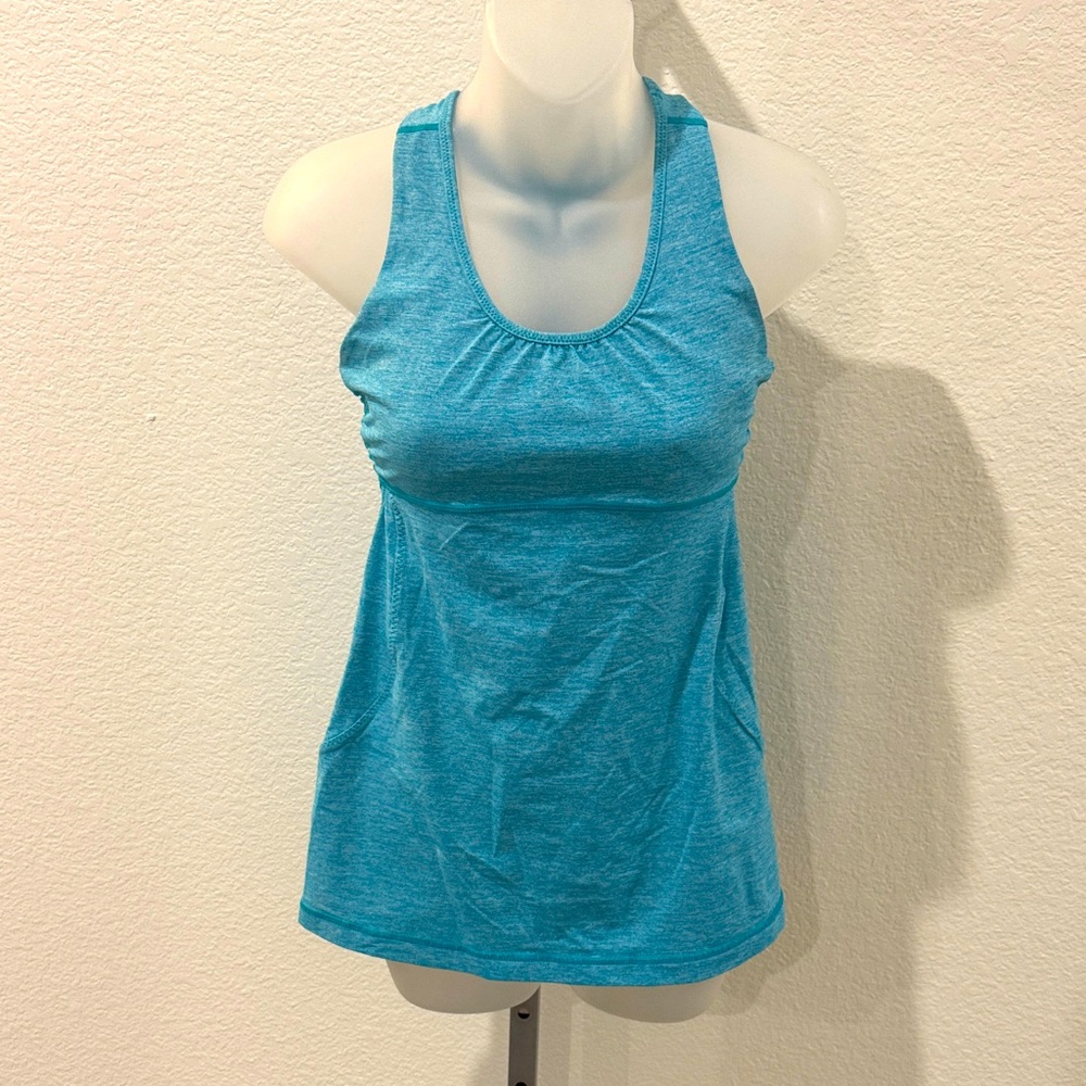 Lululemon Women's Blue Sleeveless Top, 6